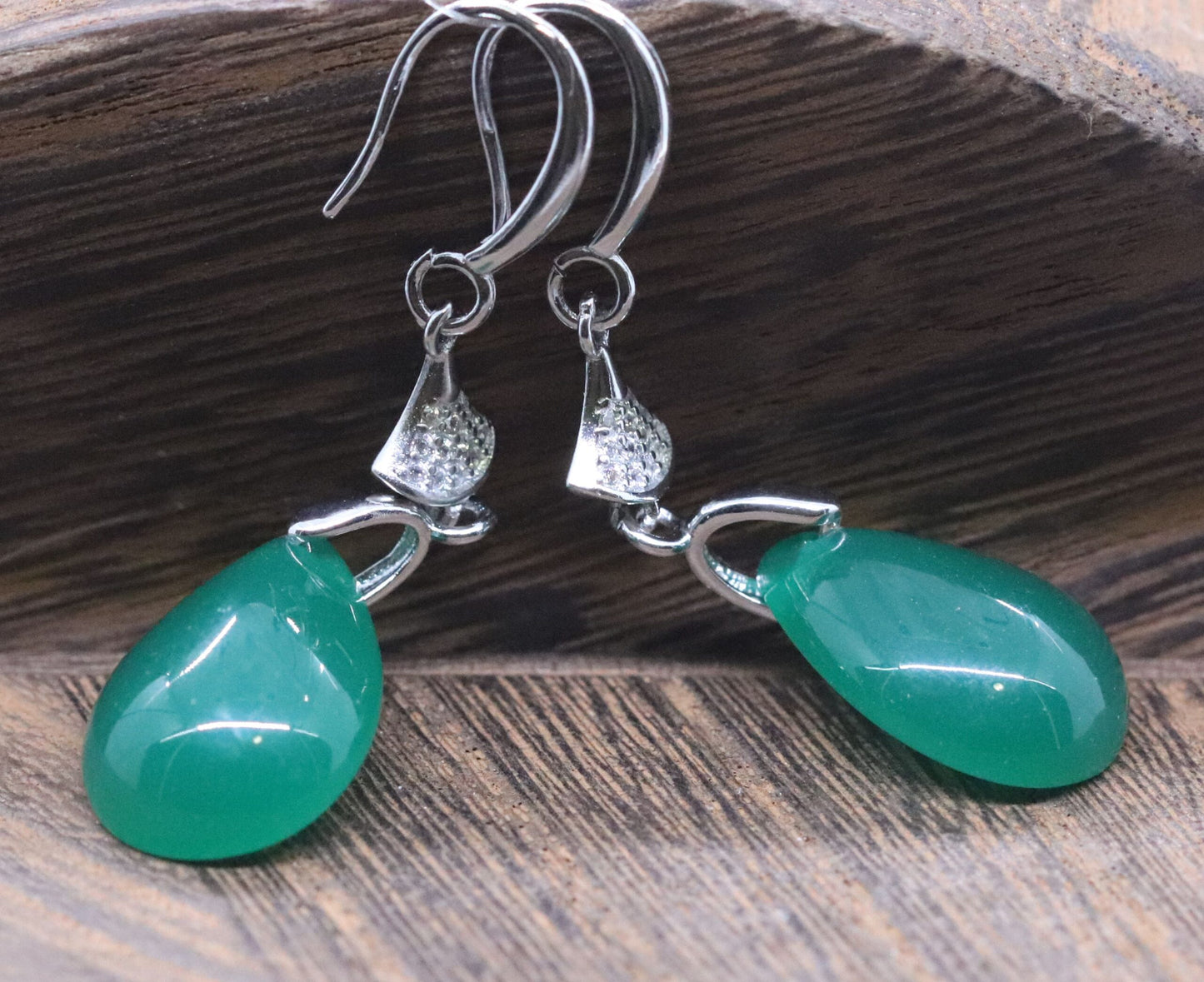 Elegant Sterling Silver Water Droplet Sleek Finish Genuine Jade Drop Earrings