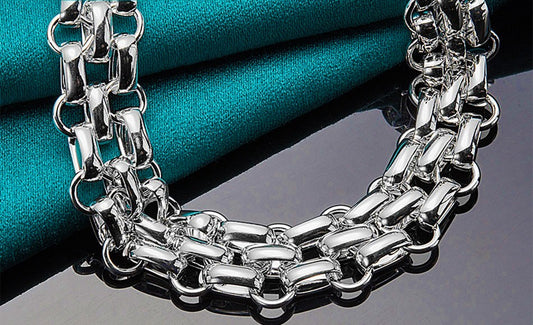 Elegant Sterling Silver Interlocking Links Bracelet