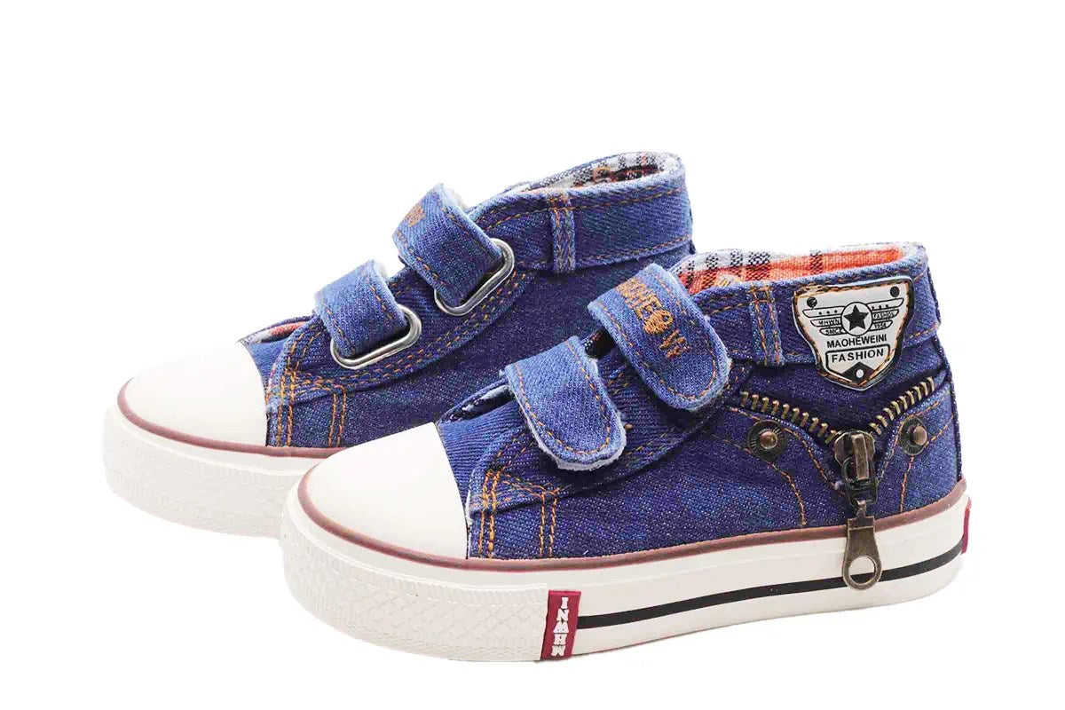 Trendy Tiny Tots Treads Adorable Canvas Unisex Sneakers