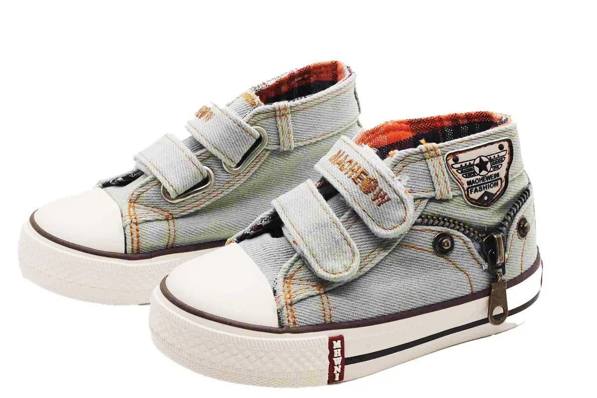 Trendy Tiny Tots Treads Adorable Canvas Unisex Sneakers